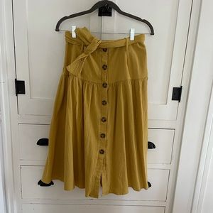 Mustard yellow boutique skirt